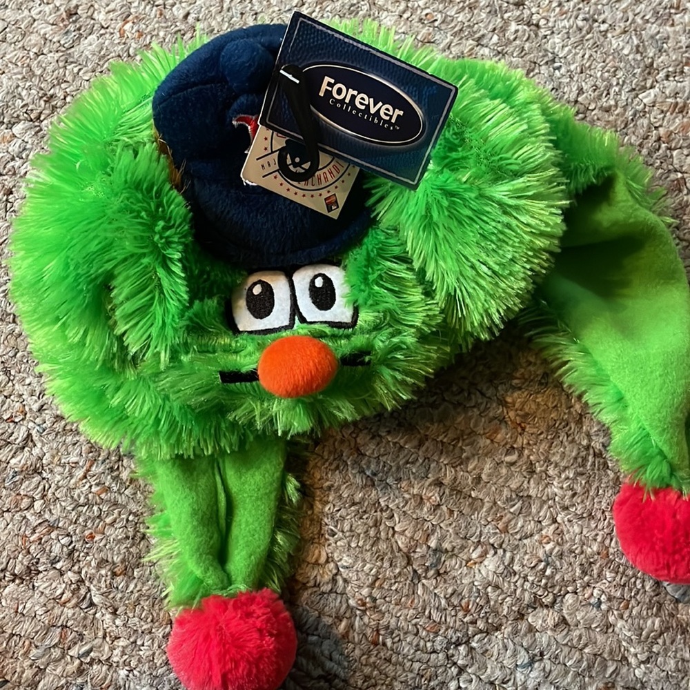 Hat - Picture 2 of 3